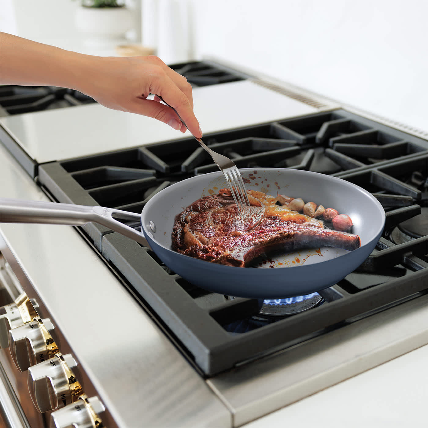 Ninja ZEROSTICK Ceramic Pro 18 cm Saucepan – Black CW30218UK